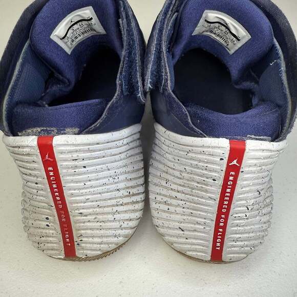 Jordan Why‎ Not Zer0.1 Blue and Gold Westbrook size 10 shoe - Picture 4 of 11